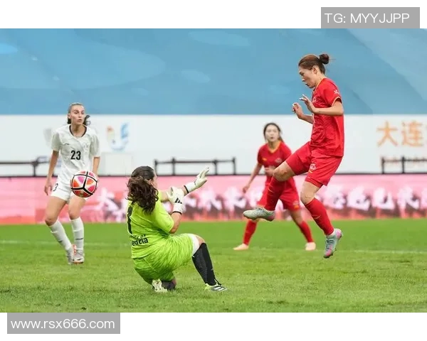 赛后分析：上海足球队与南京足球队的战术意识与表现对比