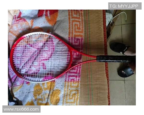 周芳独家分享网球心得与技巧助你提升球技的完美指南 周芳独家分享网球心得与技巧助你提升球技的完美指南